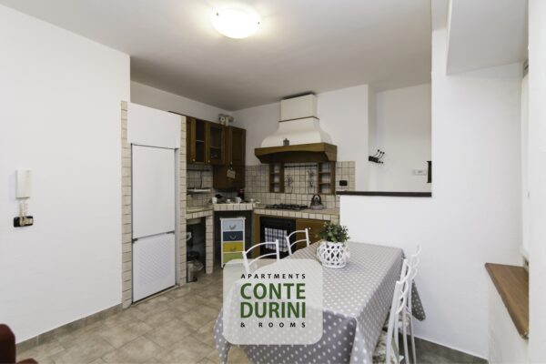 Conte-Durini-Apartment-Queen-4